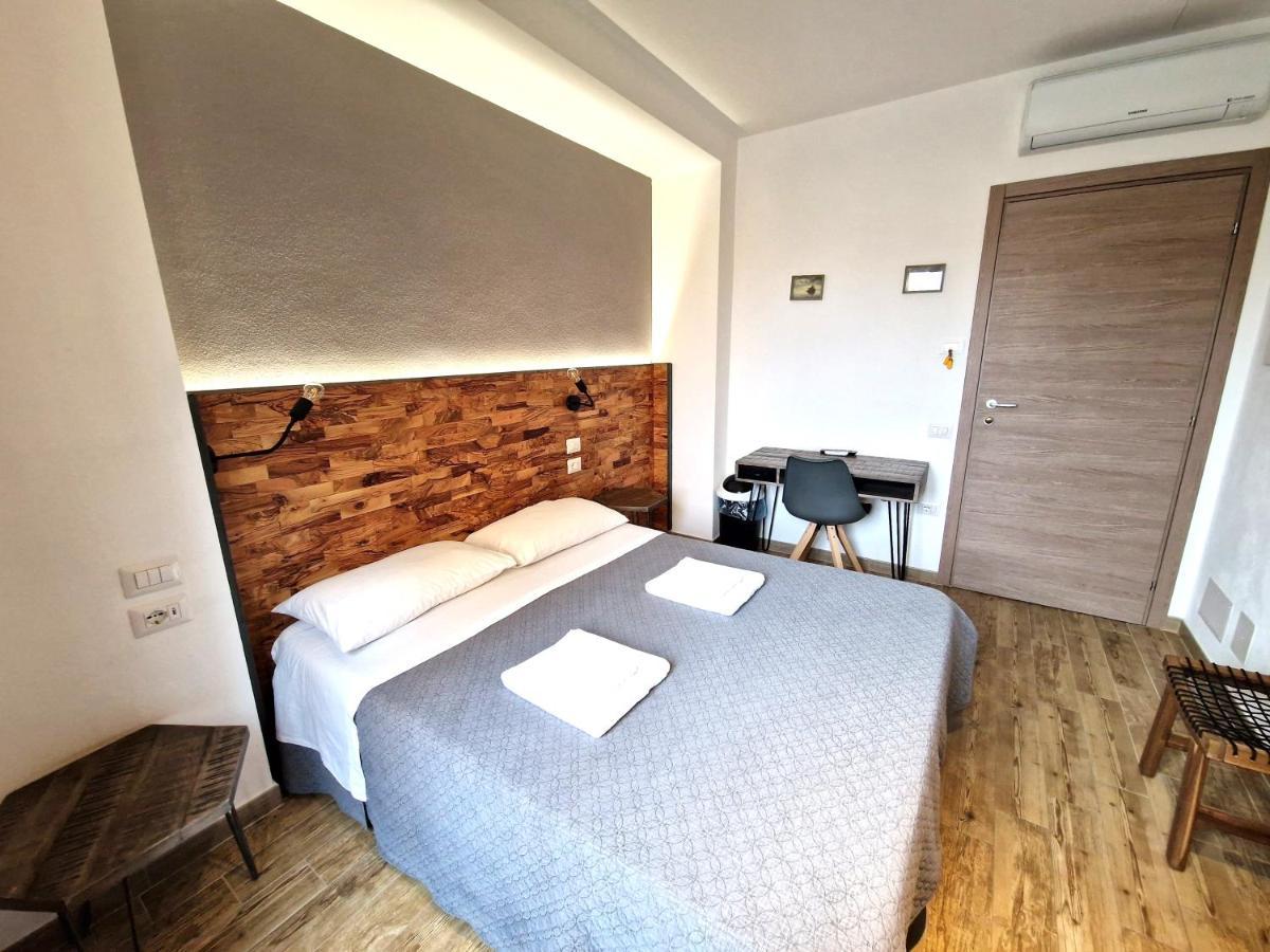 Hotel Arya Cagliari Exterior foto